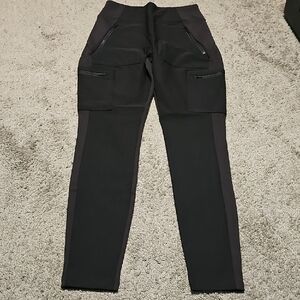 Athleta Headlands Hybrid High Rise Cargo Legging Size 2